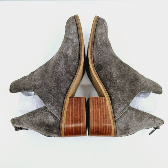 Steve Madden Lancaster Bootie 7.5 Grey Suede Leather Stacked Block Heel Zip Back - Picture 9 of 13